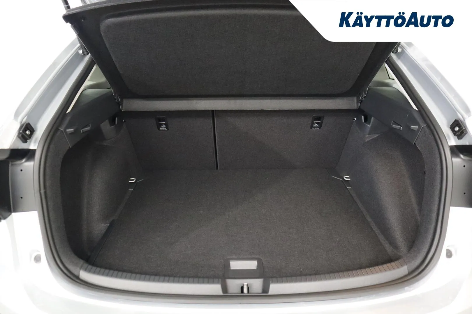 Volkswagen Taigo SRP-126 carousel image