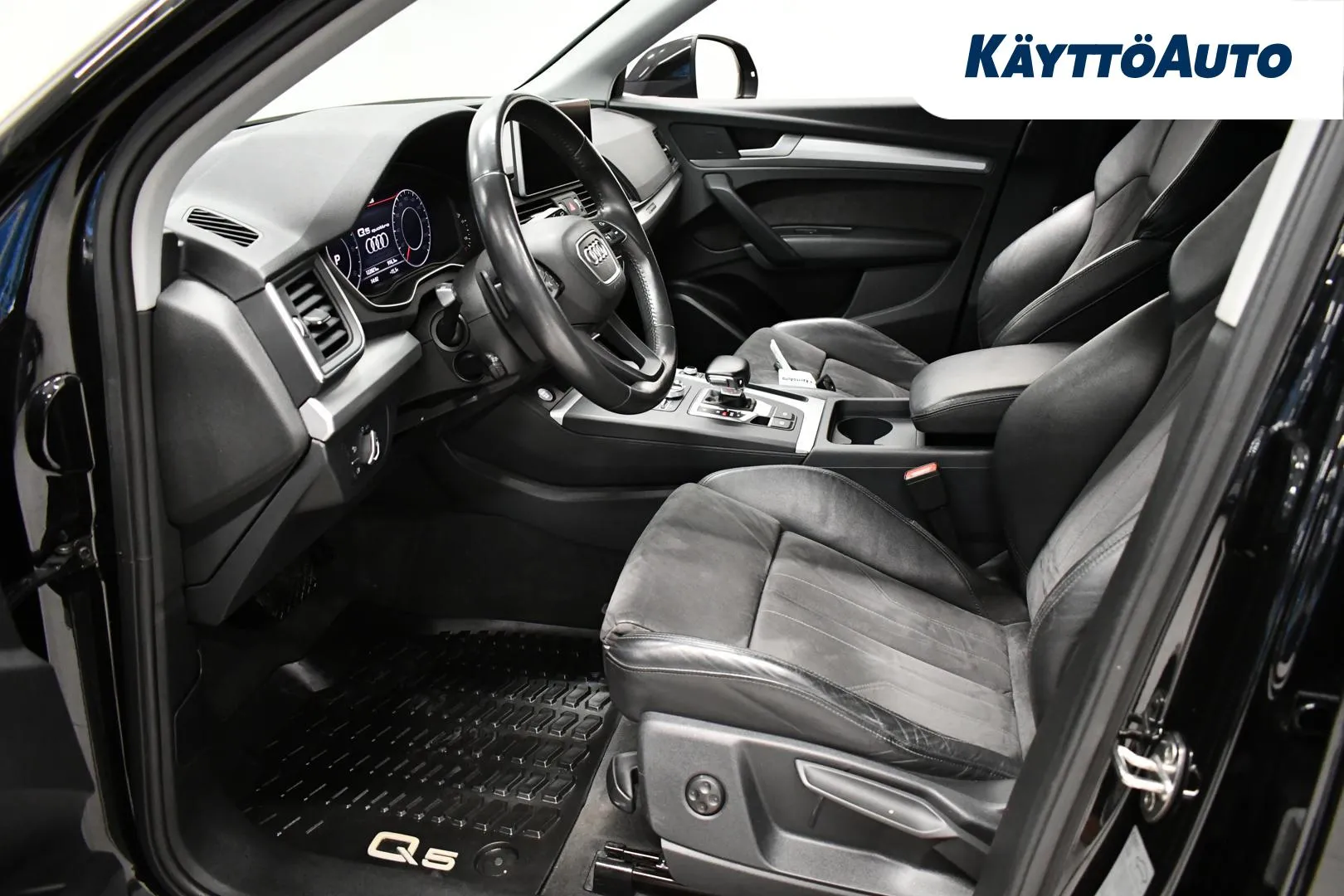 Audi Q5 CMC-155 carousel image