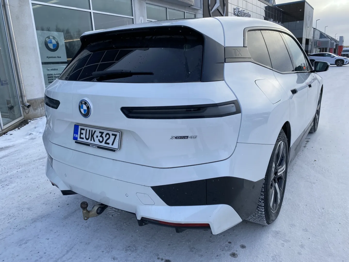 BMW iX EUK-327 carousel image