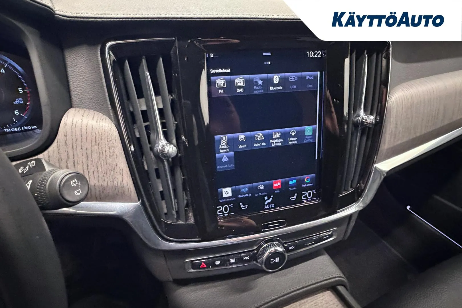 VOLVO V90 CPP-396 carousel image