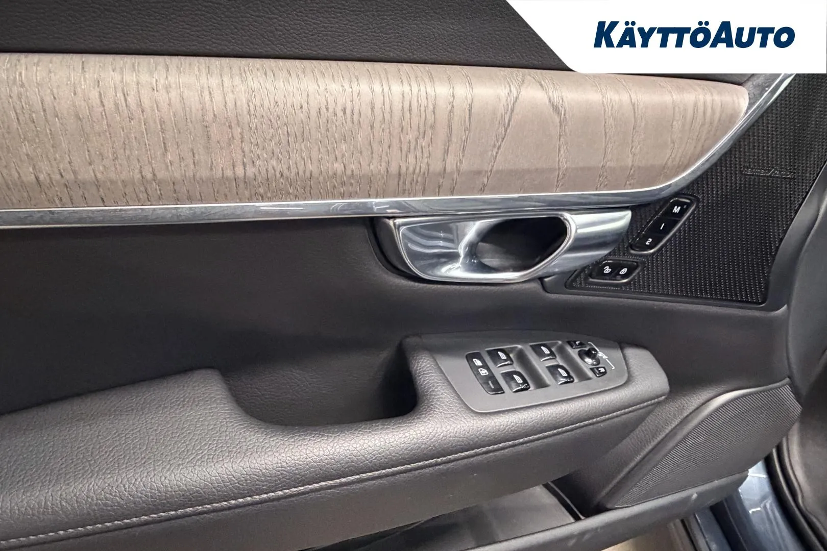 VOLVO V90 CPP-396 carousel image