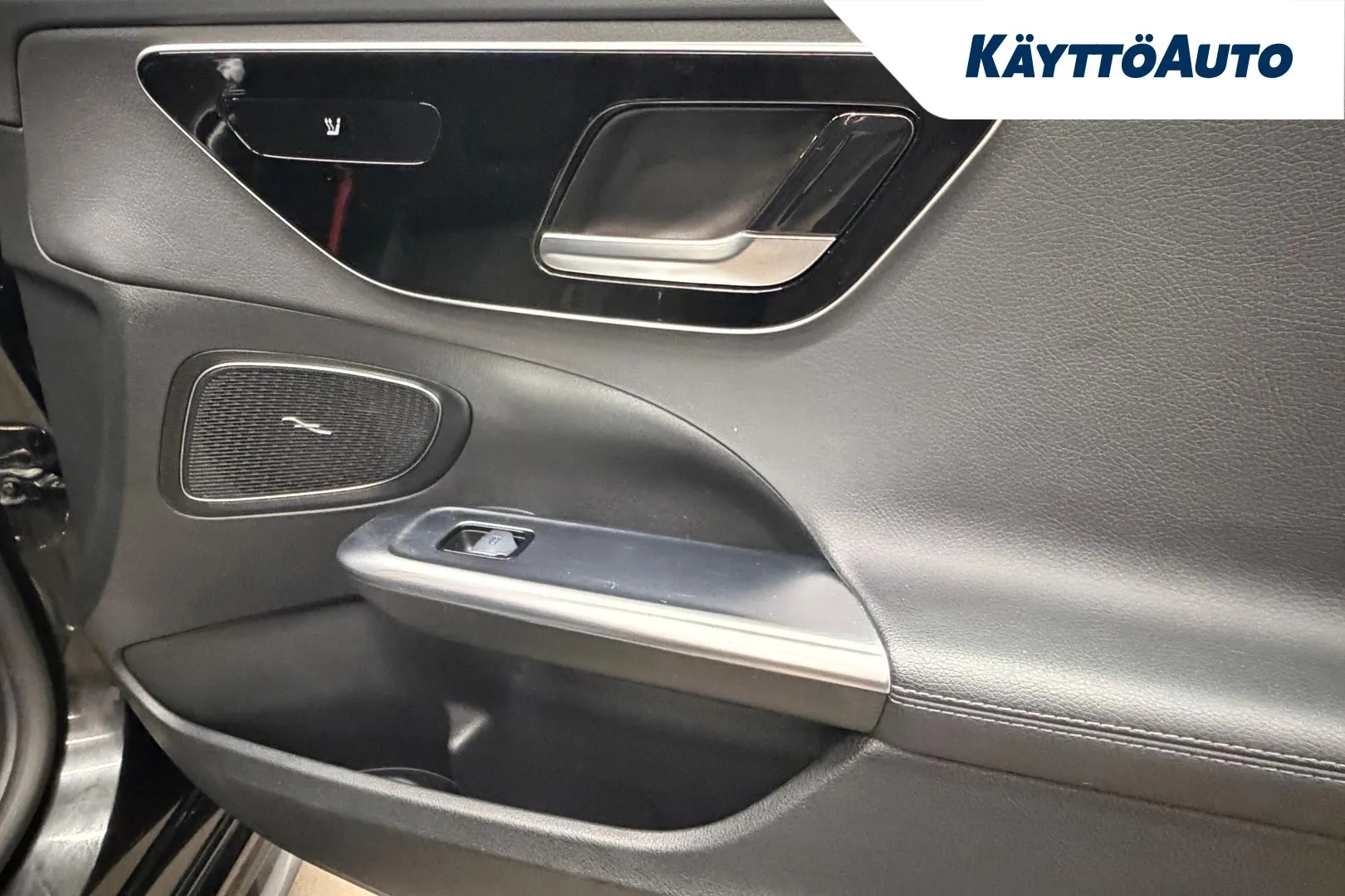 MERCEDES-BENZ C KUP-743 carousel image