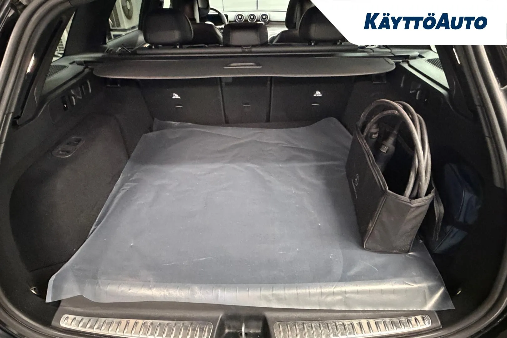 MERCEDES-BENZ C KUP-743 carousel image