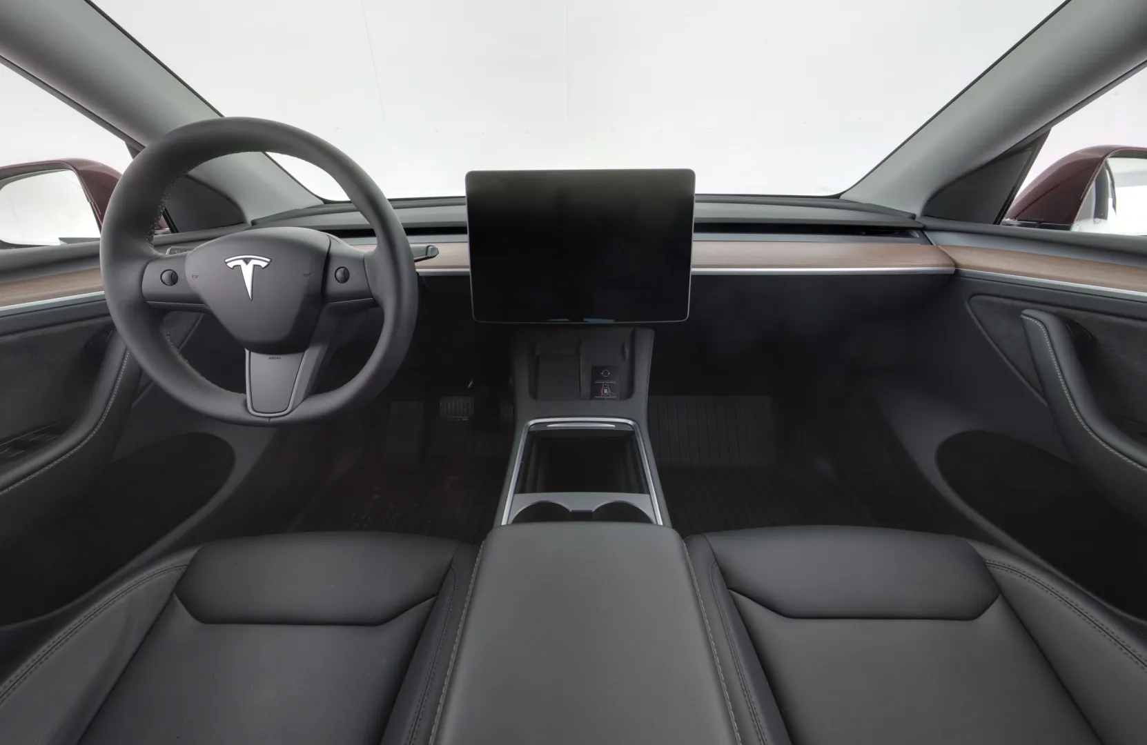 TESLA Model Y LSE-582 carousel image