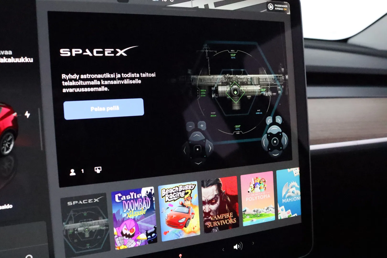 TESLA Model Y LSE-582 carousel image