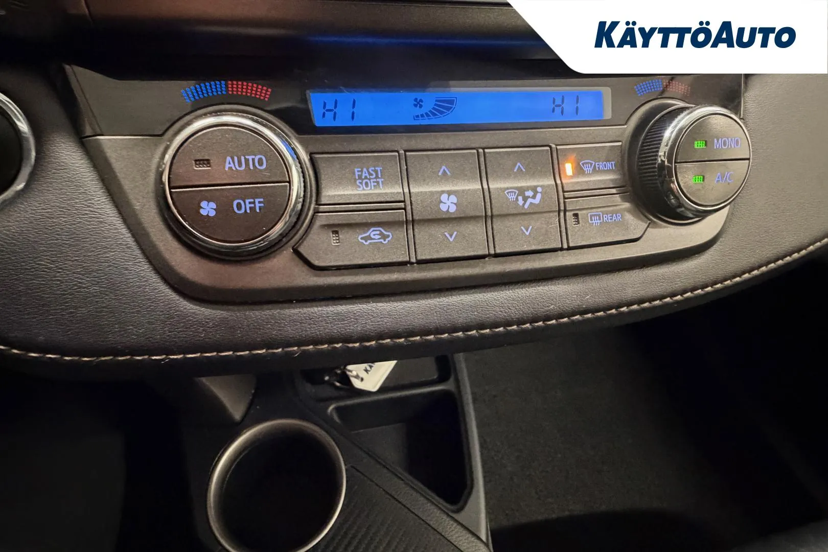 TOYOTA RAV4 VXH-119 carousel image