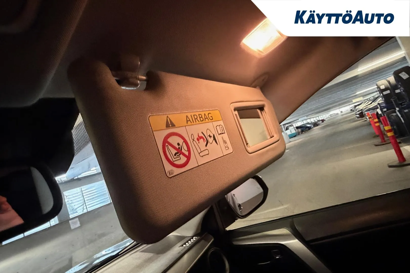 TOYOTA RAV4 VXH-119 carousel image