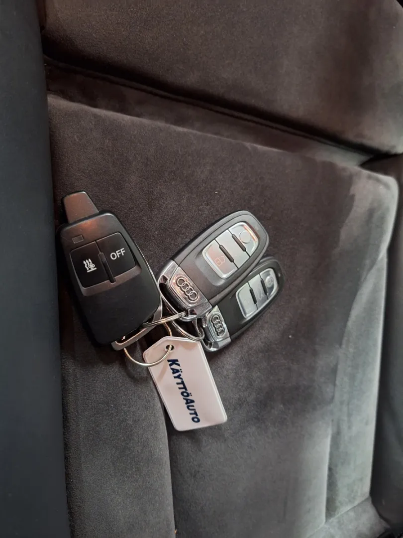 Audi Q5 SNM-473 carousel image