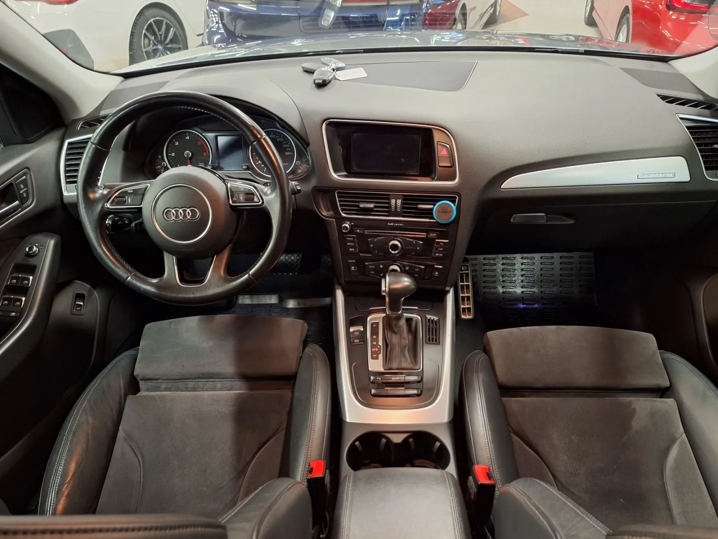 Audi Q5 SNM-473 carousel image