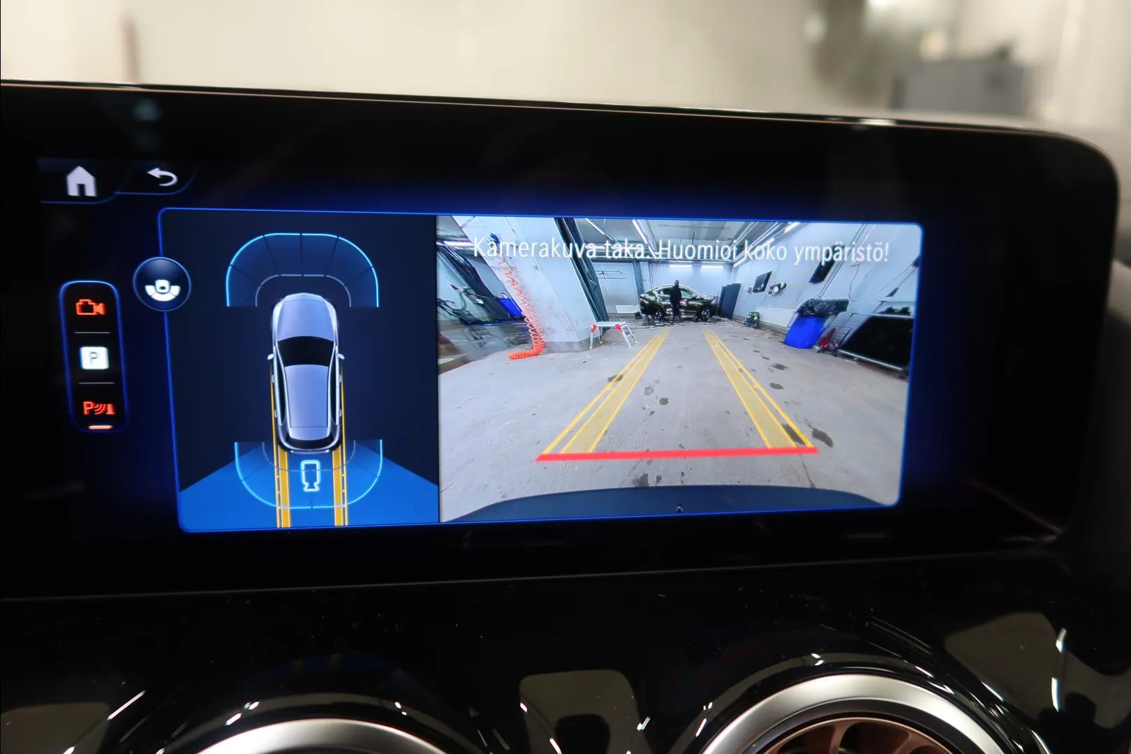 Mercedes-Benz EQA KXP-556 carousel image