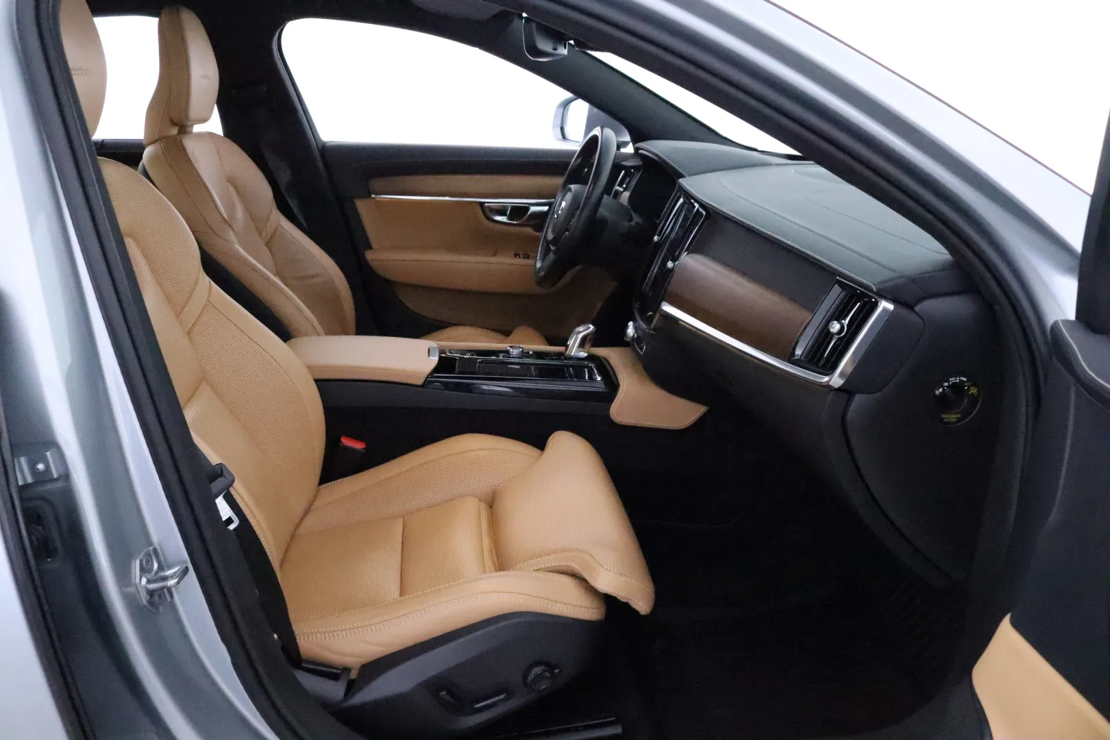 Volvo S90 GNF-354 carousel image