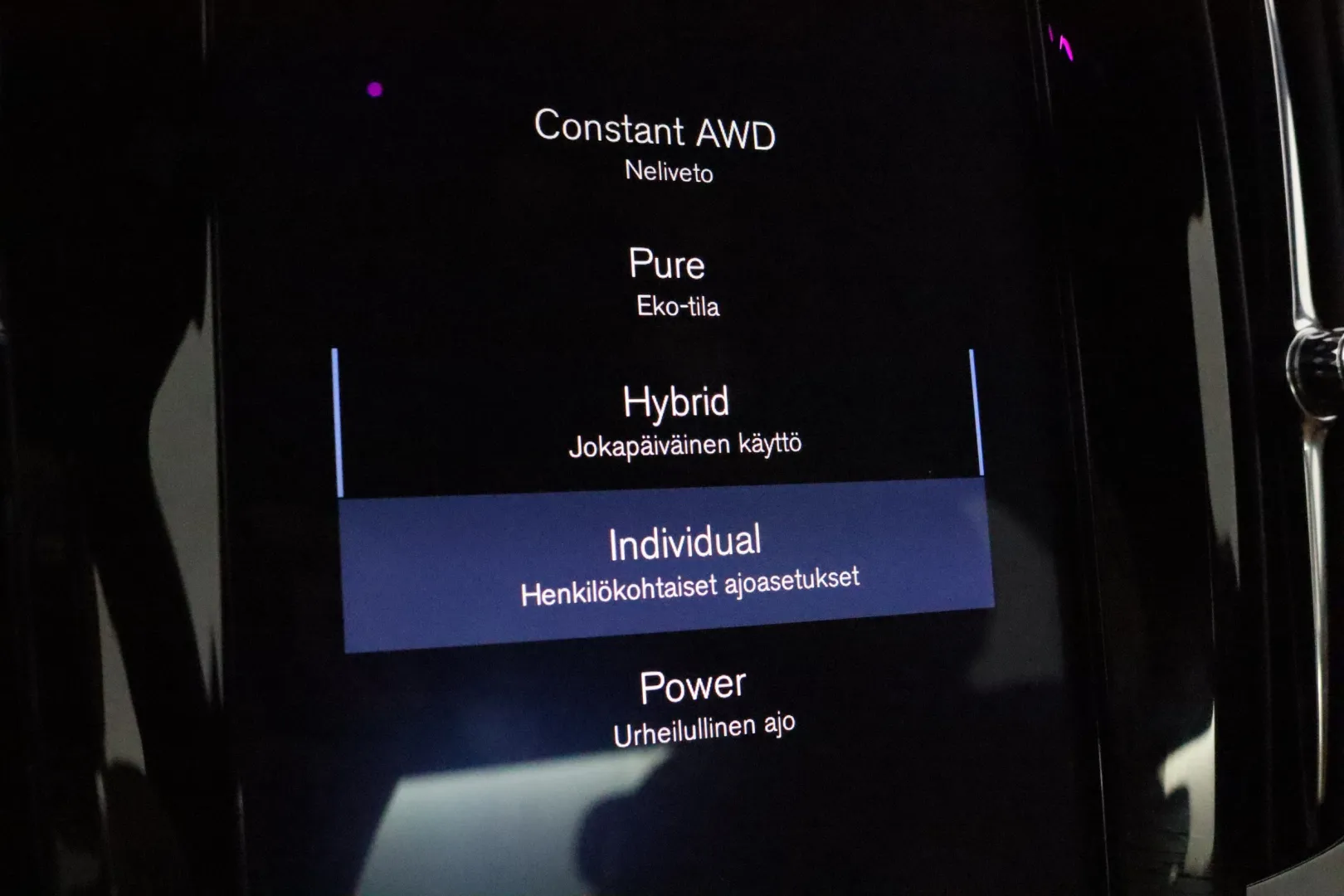 Volvo S90 GNF-354 carousel image