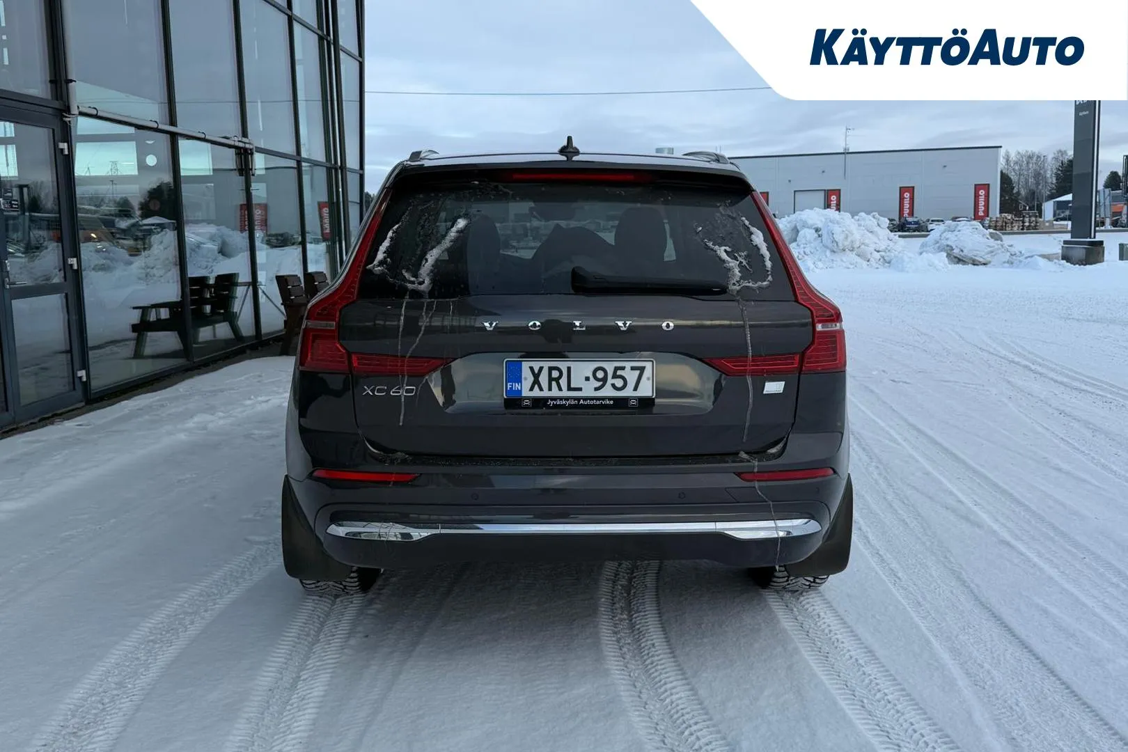 VOLVO XC60 XRL-957 carousel image
