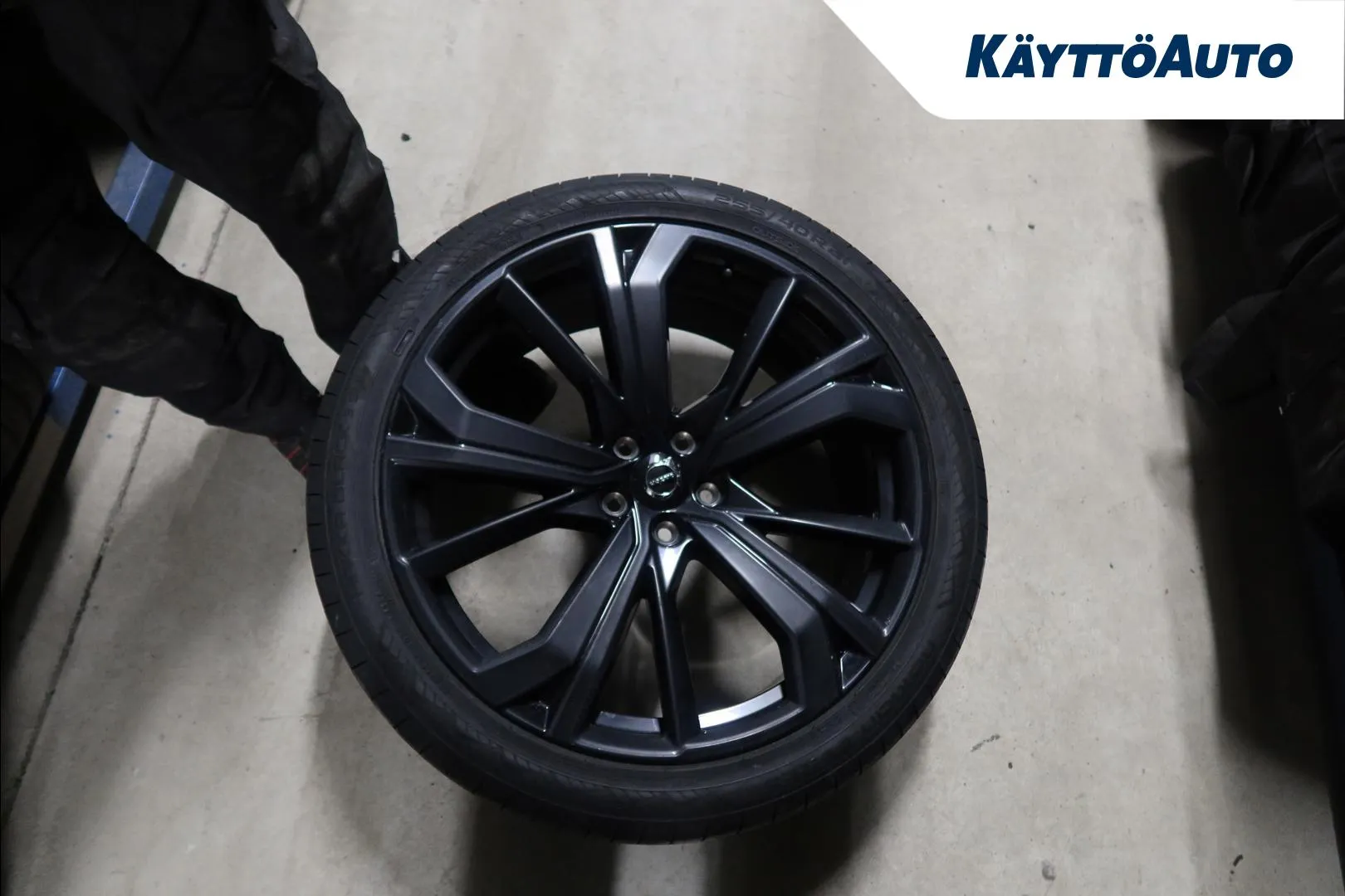 Volvo XC60 RVM-980 carousel image