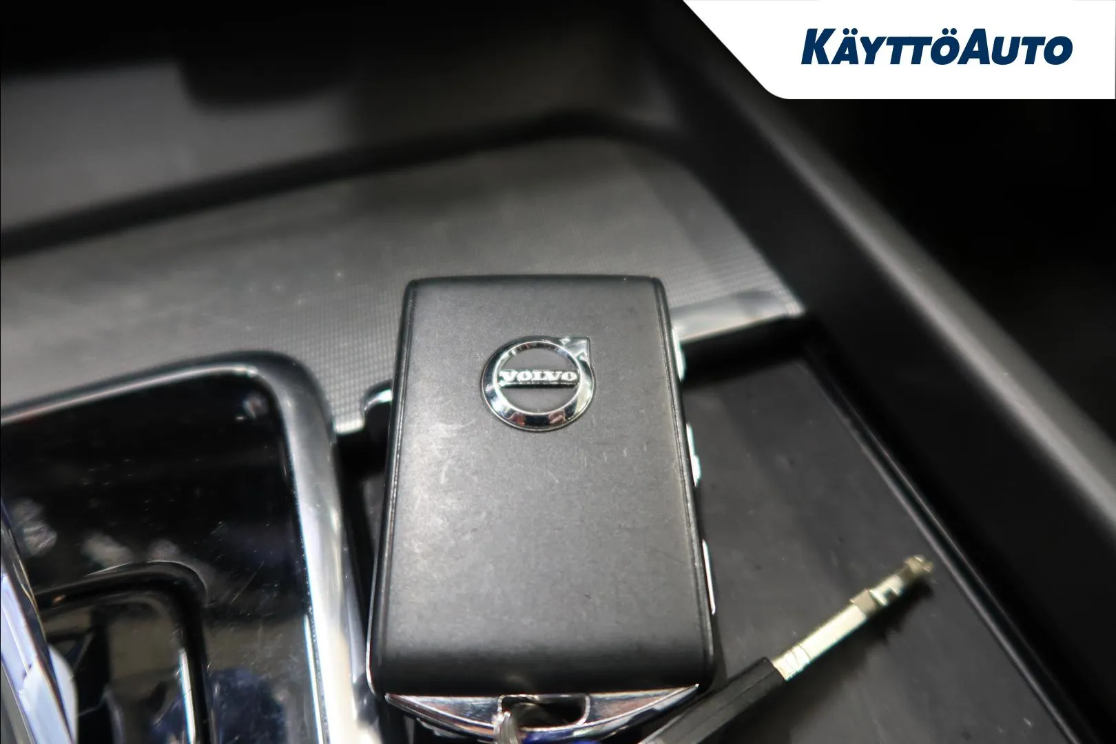 Volvo XC60 RVM-980 carousel image