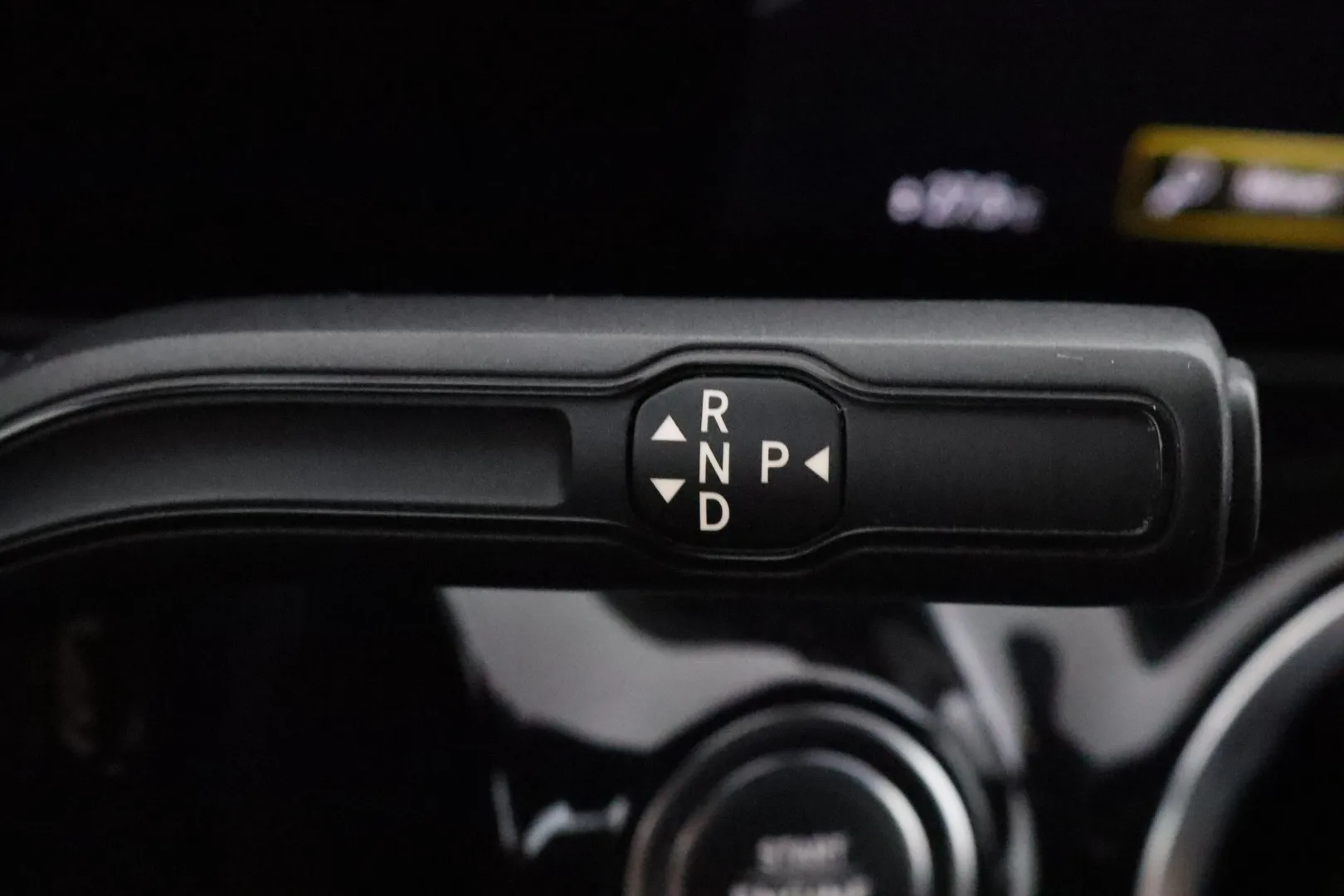 MERCEDES-BENZ B FOC-643 carousel image