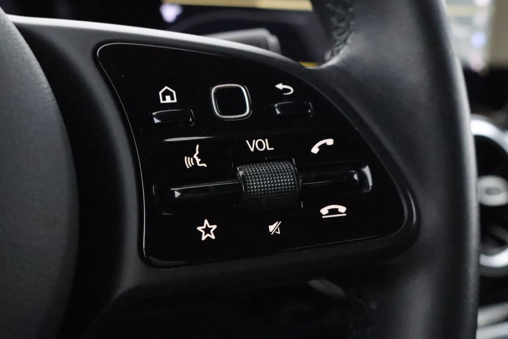 MERCEDES-BENZ B FOC-643 carousel image