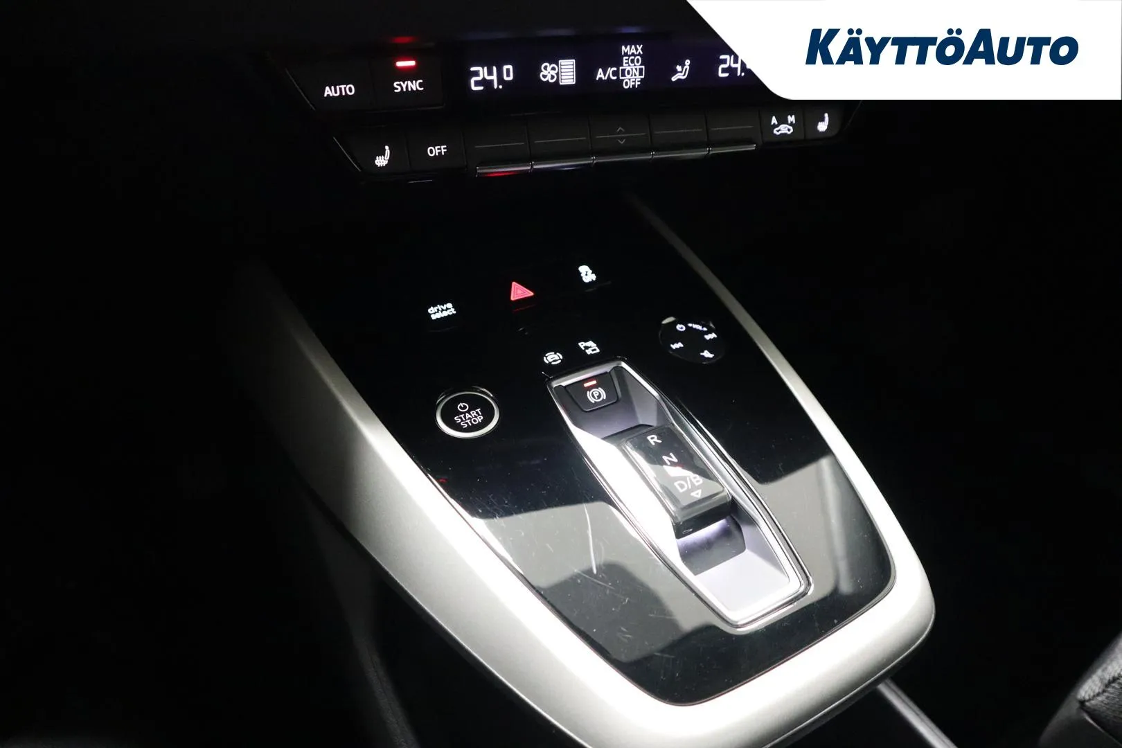 Audi Q4 e-tron SZH-323 carousel image