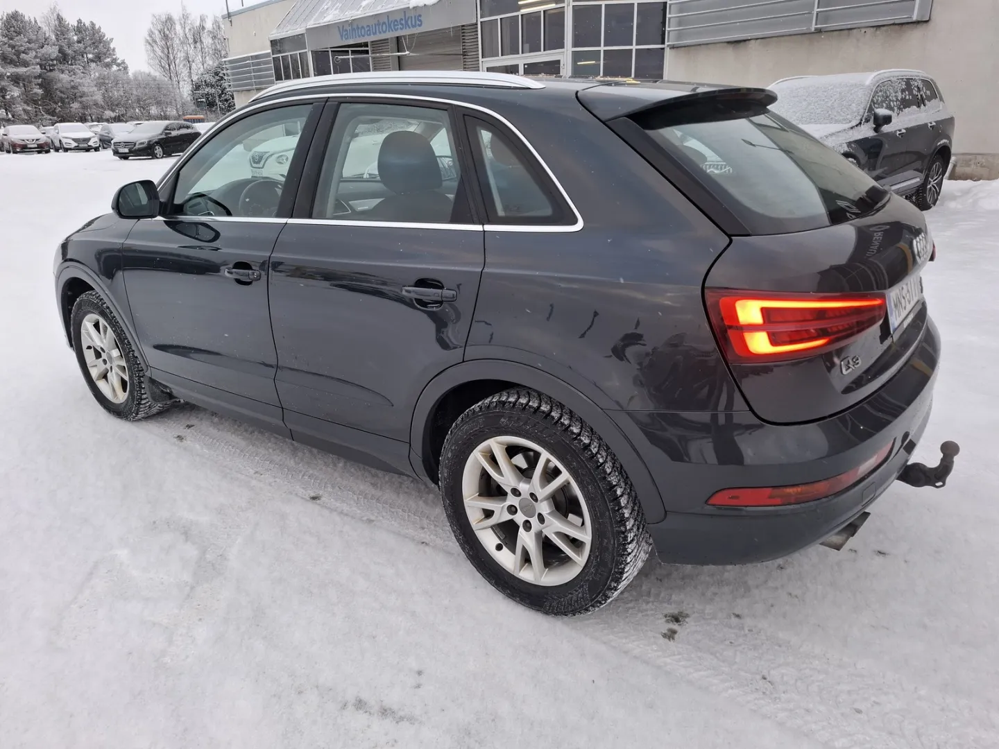 Audi Q3 MNS-311 carousel image