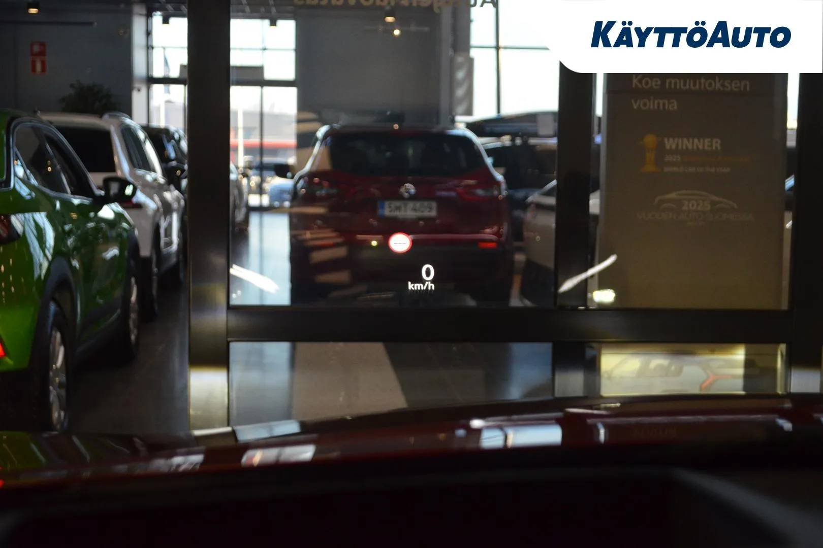 Nissan Qashqai SRN-606 carousel image