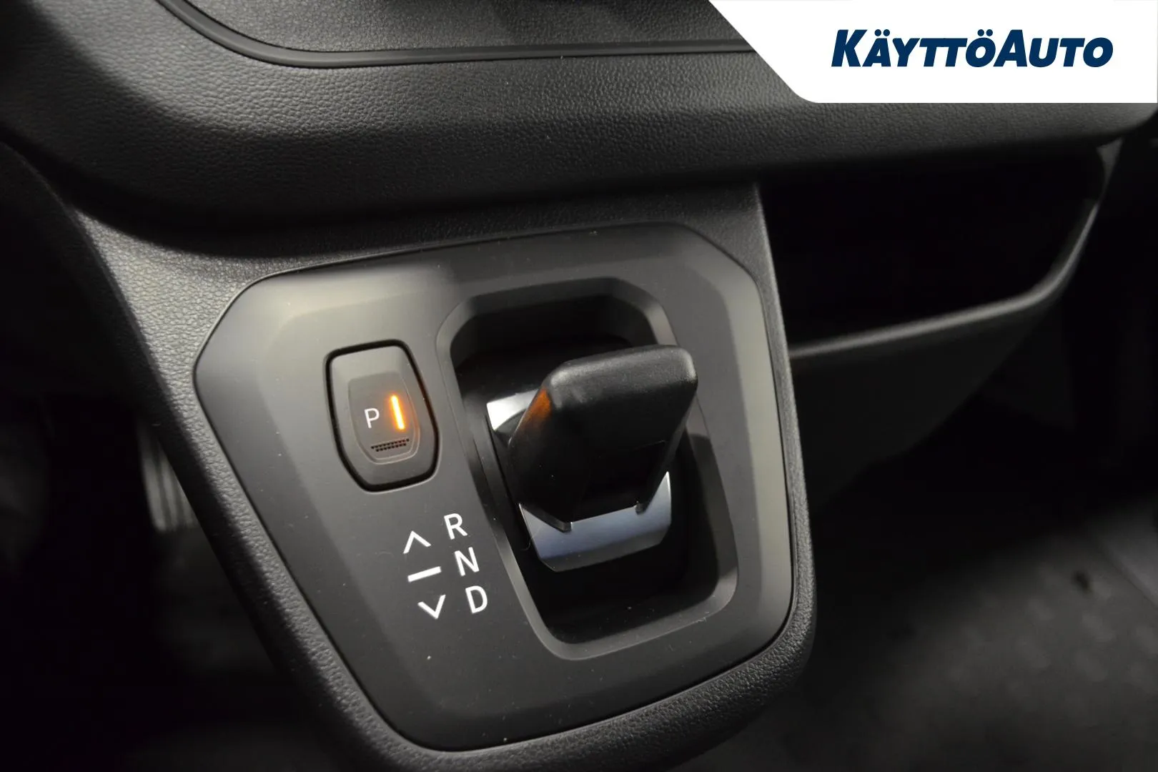 Nissan Primastar SRS-129 carousel image