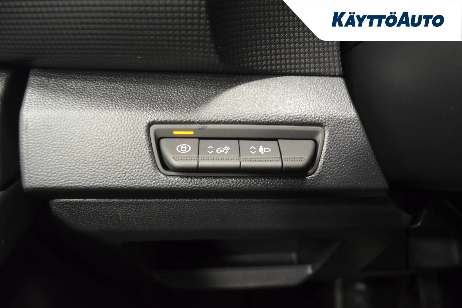 Nissan Primastar SRS-129 carousel image