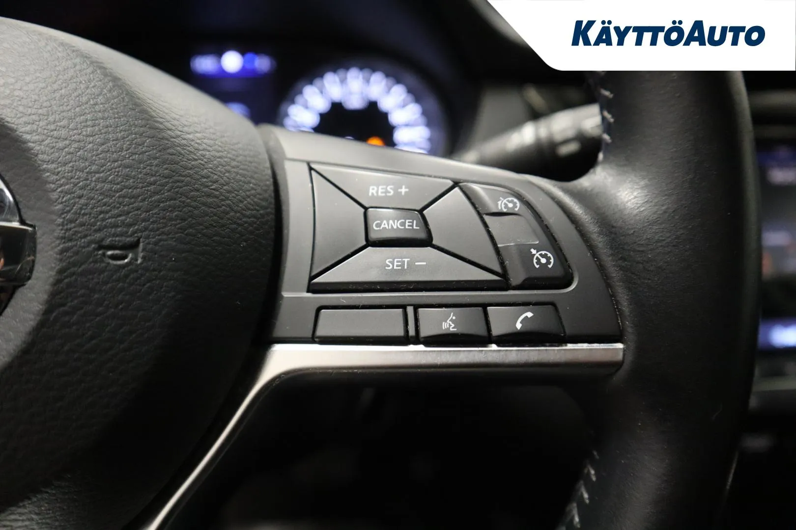 NISSAN Qashqai FNY-777 carousel image