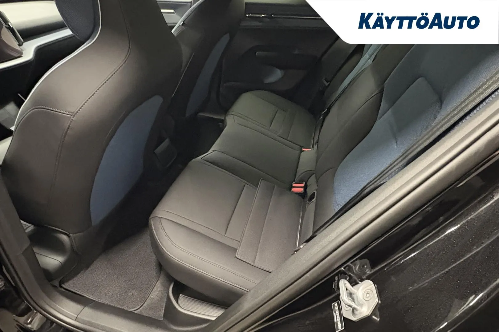 Volvo EX30 ISV-446 carousel image