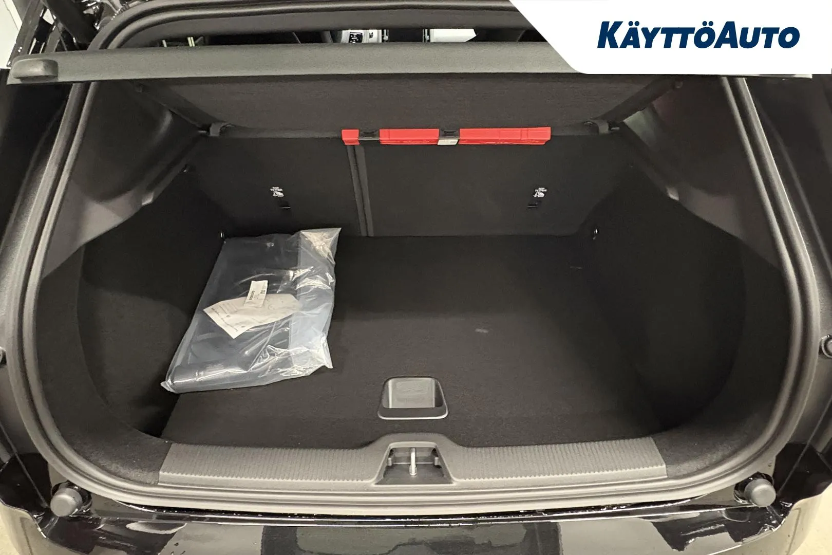 Volvo EX30 ISV-446 carousel image