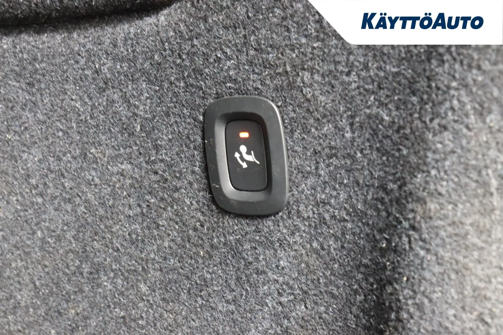 Volvo XC40 LPO-601 carousel image