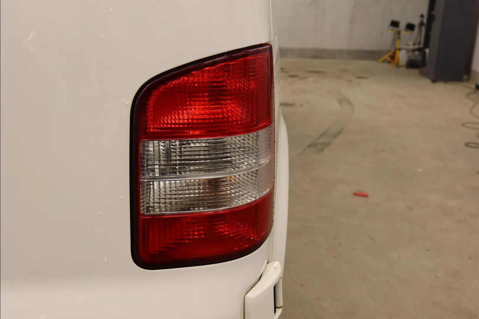 Volkswagen Transporter XNE-110 carousel image