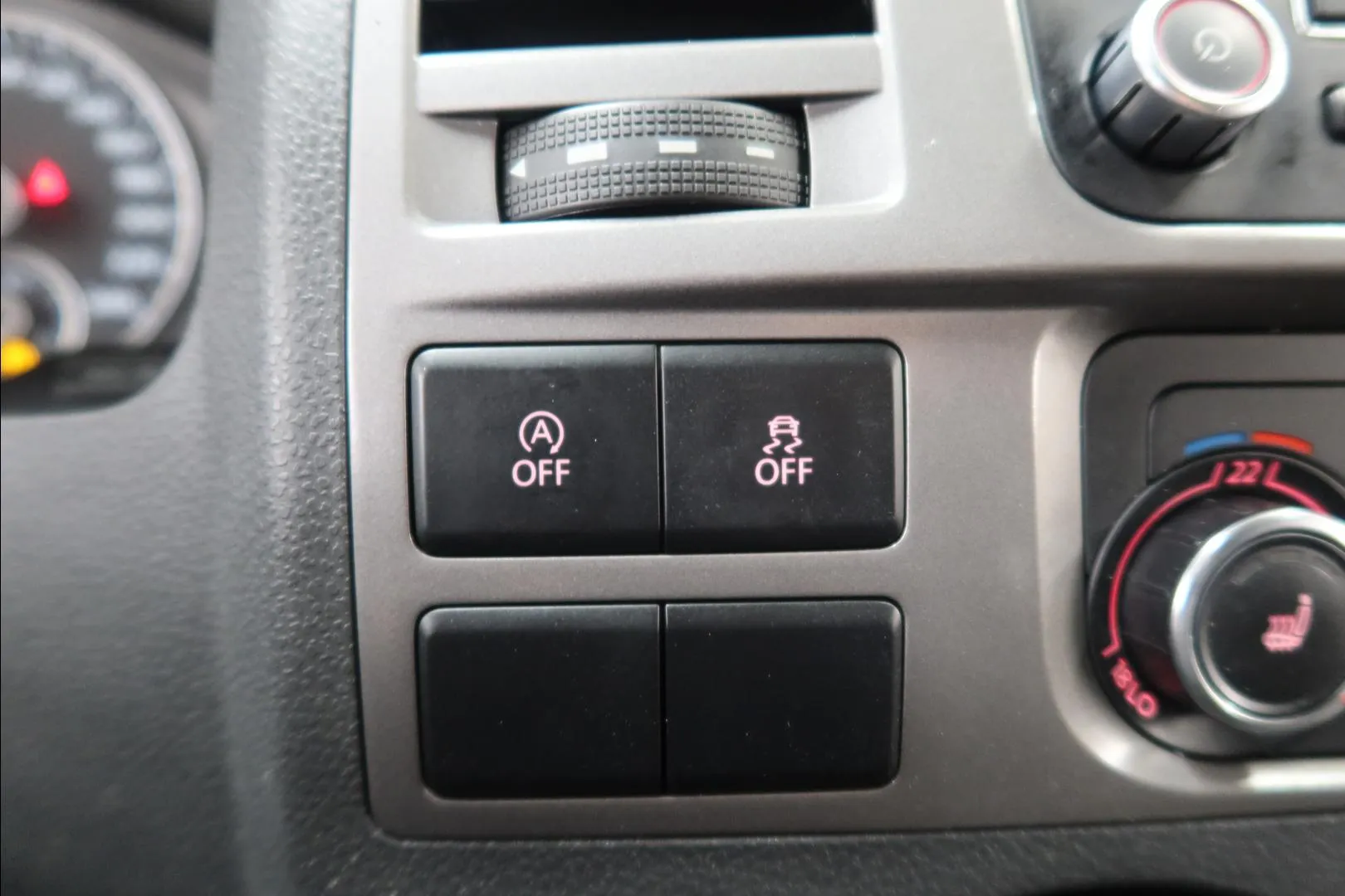 Volkswagen Transporter XNE-110 carousel image