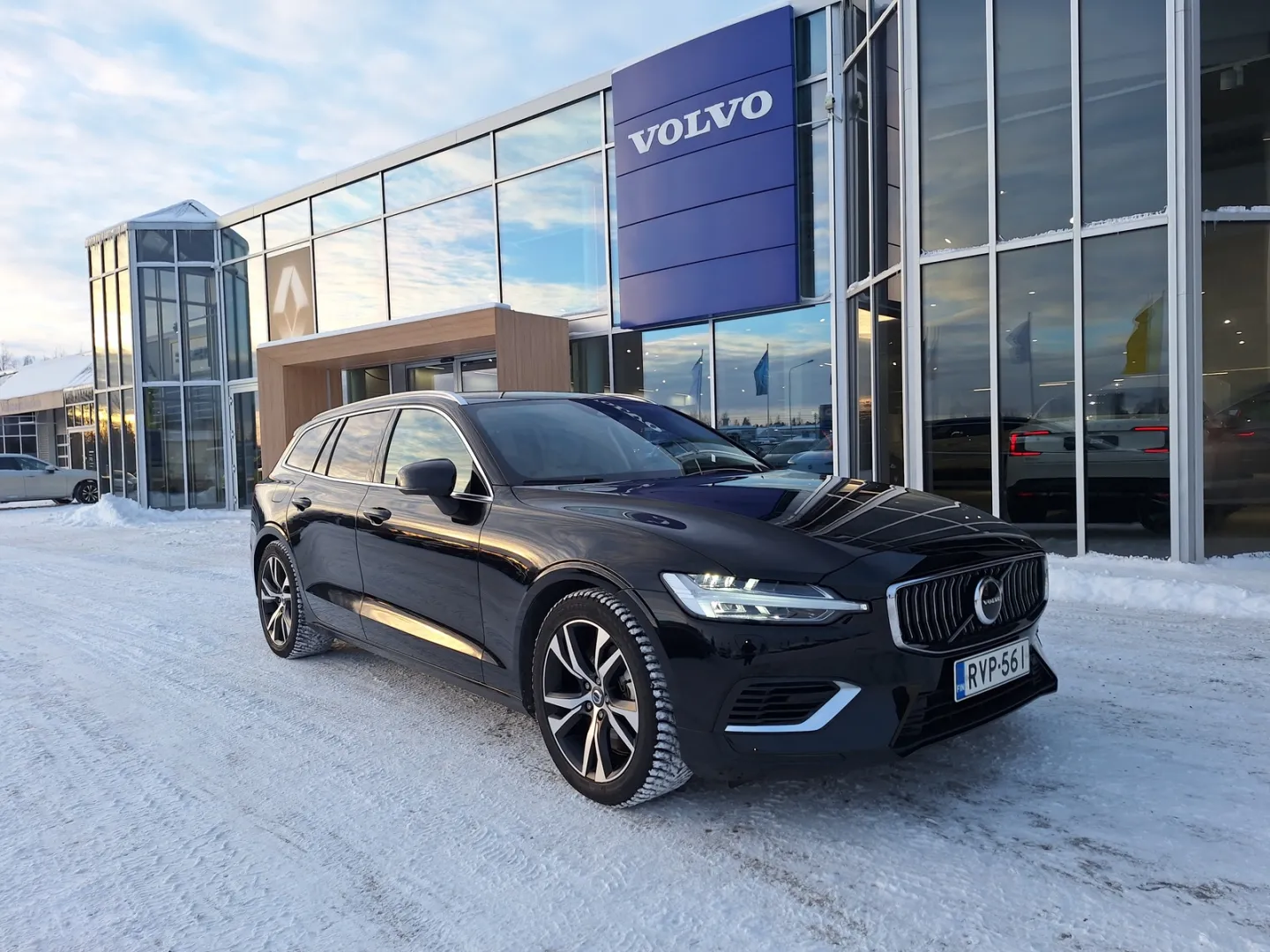 VOLVO V60 RVP-561 carousel image