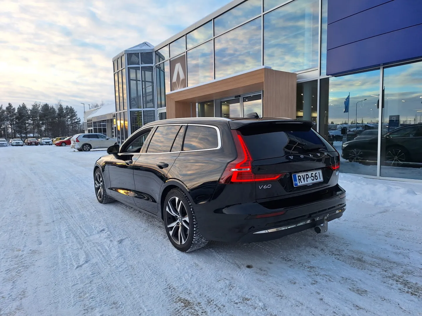 VOLVO V60 RVP-561 carousel image