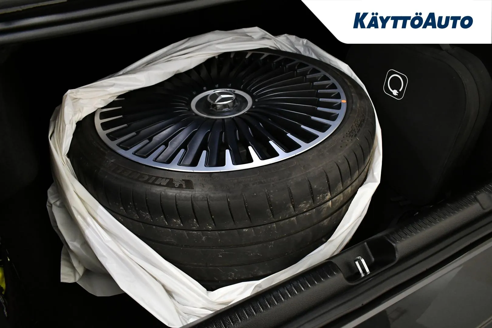 MERCEDES-BENZ EQE ZPB-415 carousel image