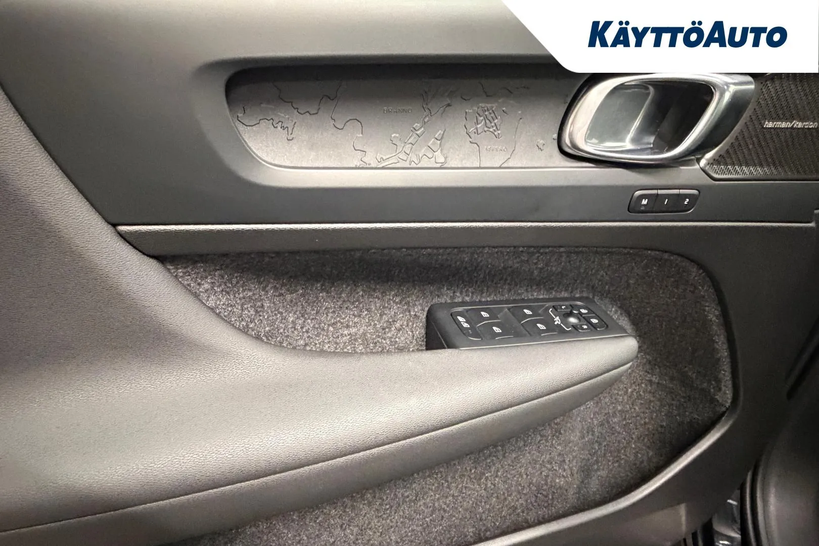 VOLVO EC40 LTP-480 carousel image