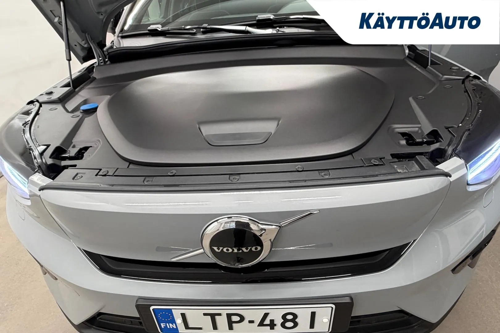 VOLVO EC40 LTP-481 carousel image