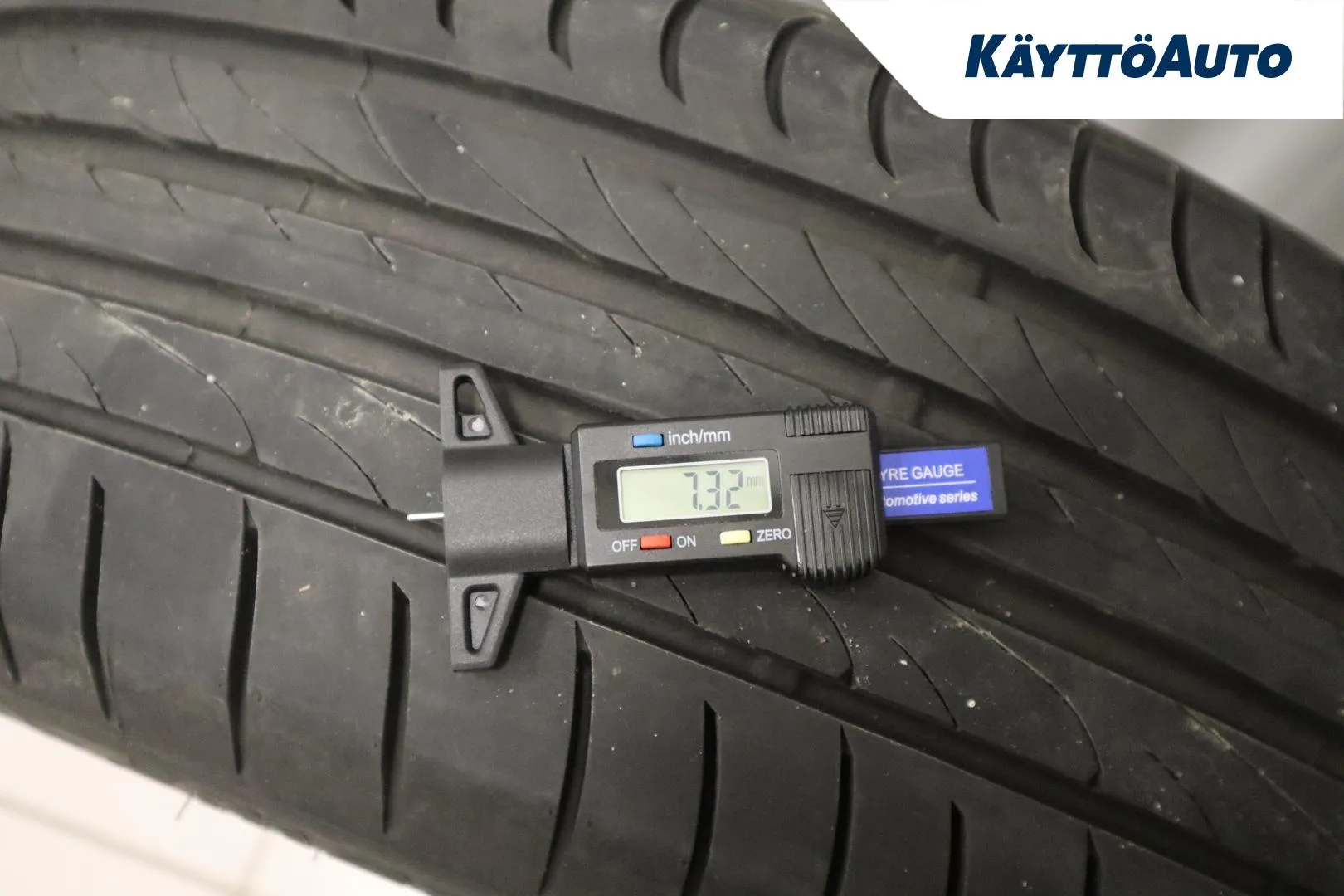 KIA Optima MNZ-321 carousel image