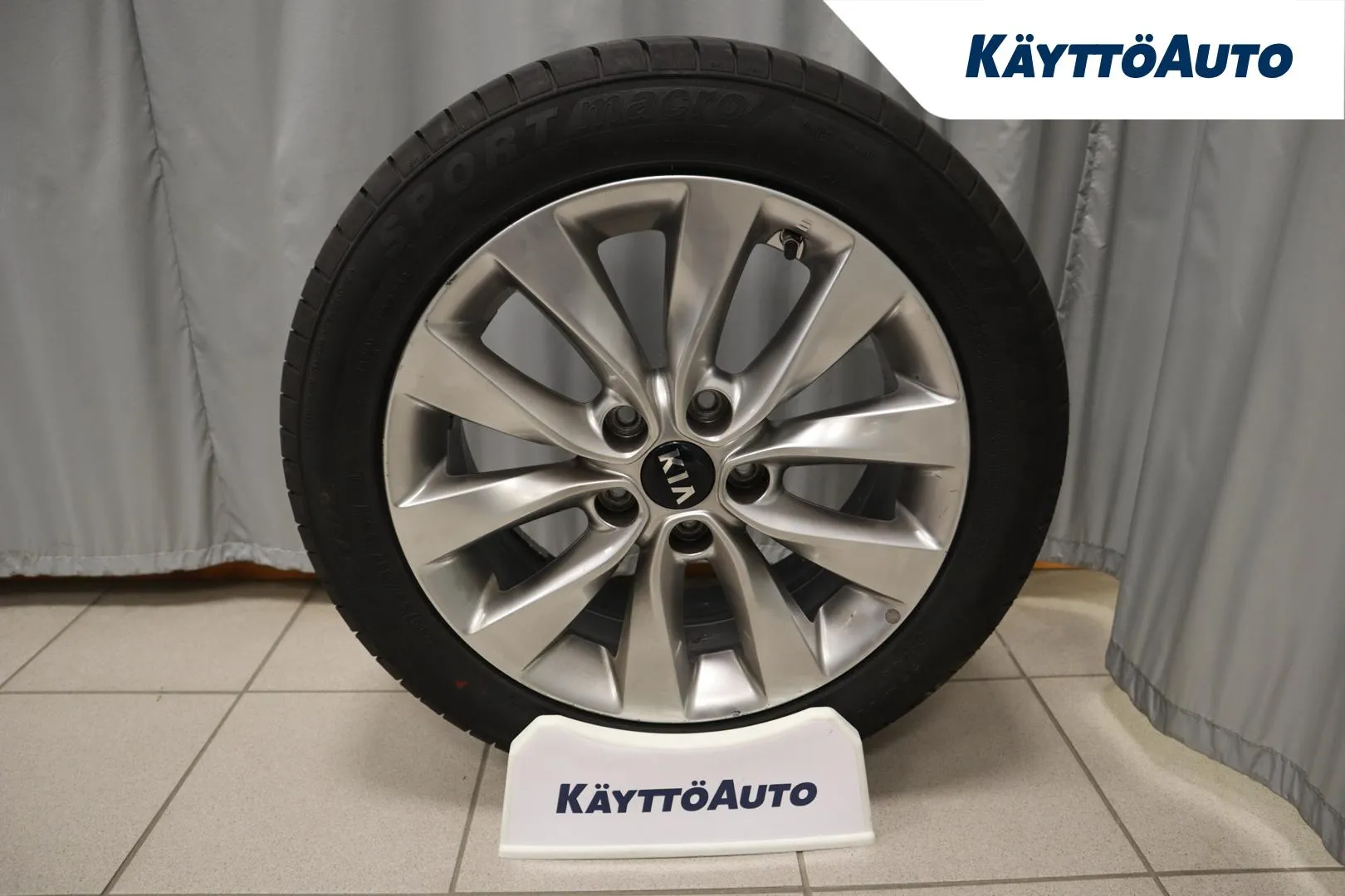 KIA Optima MNZ-321 carousel image