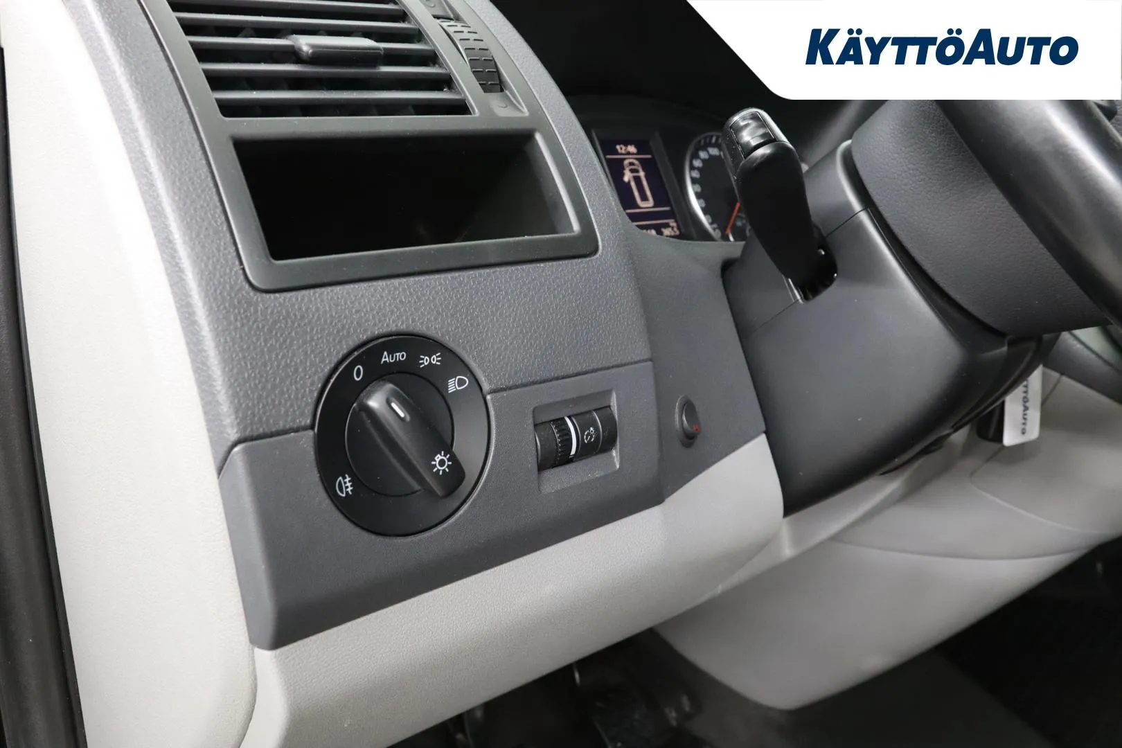 Volkswagen Transporter EMX-143 carousel image