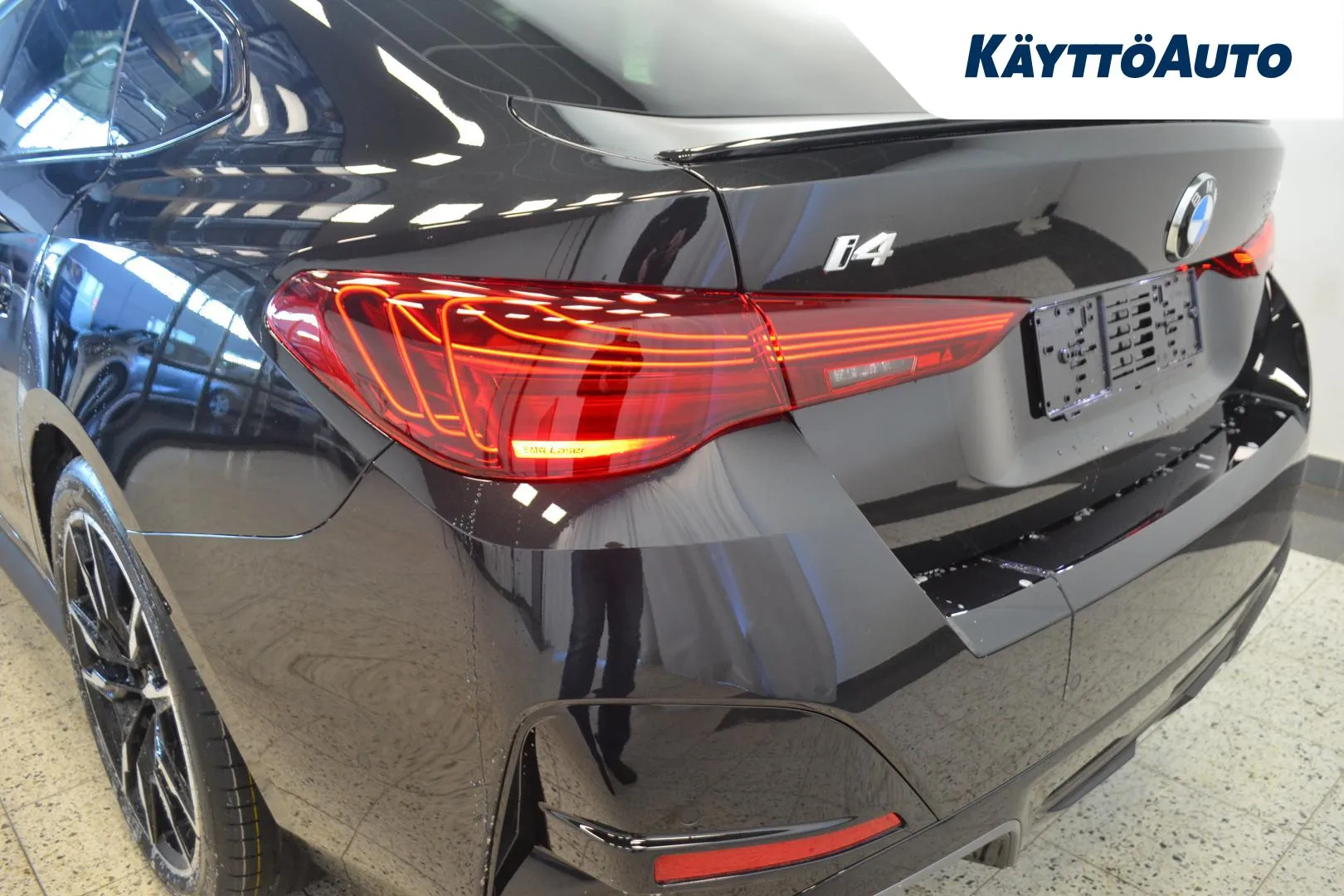 BMW i4 XTR-259 carousel image