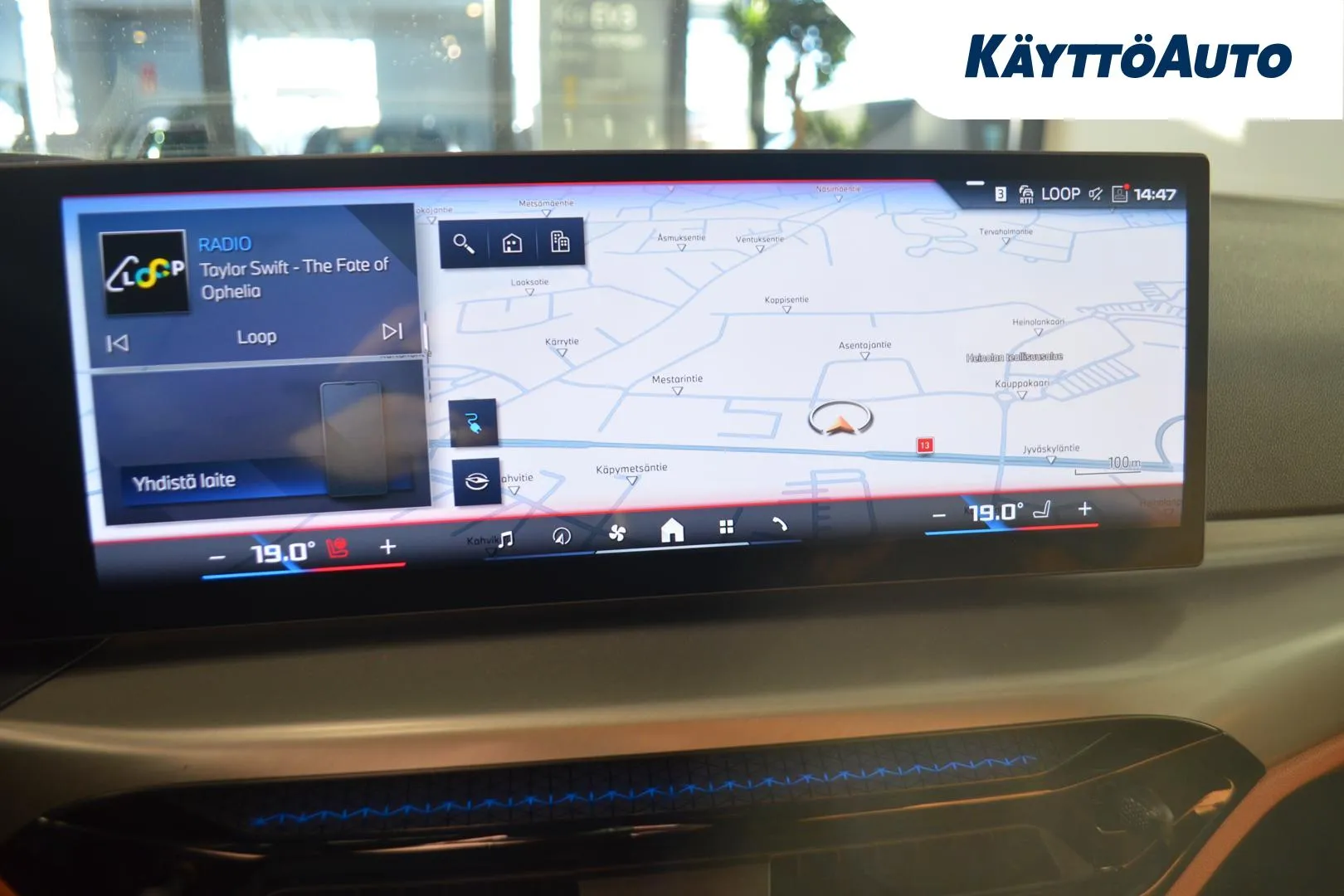 BMW i4 XTR-259 carousel image