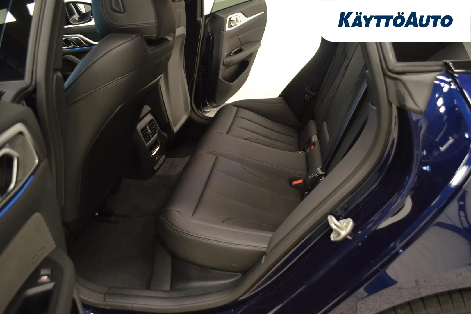 BMW i4 XTR-773 carousel image