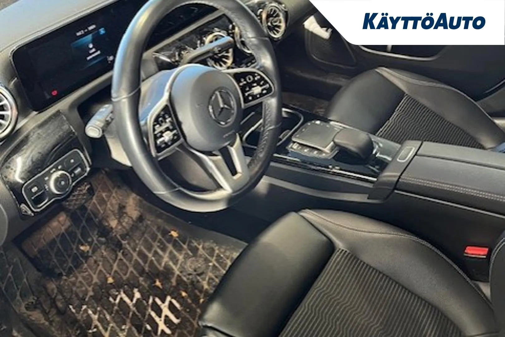 Mercedes-Benz CLA LRJ-757 carousel image