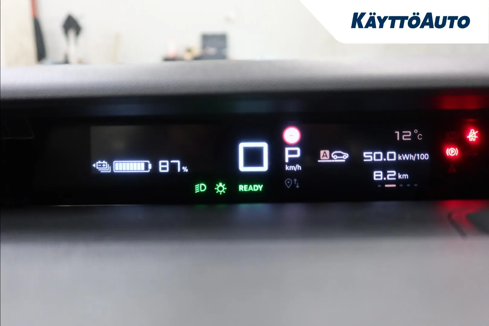 Citroen e-C3 Aircross XTN-321 carousel image