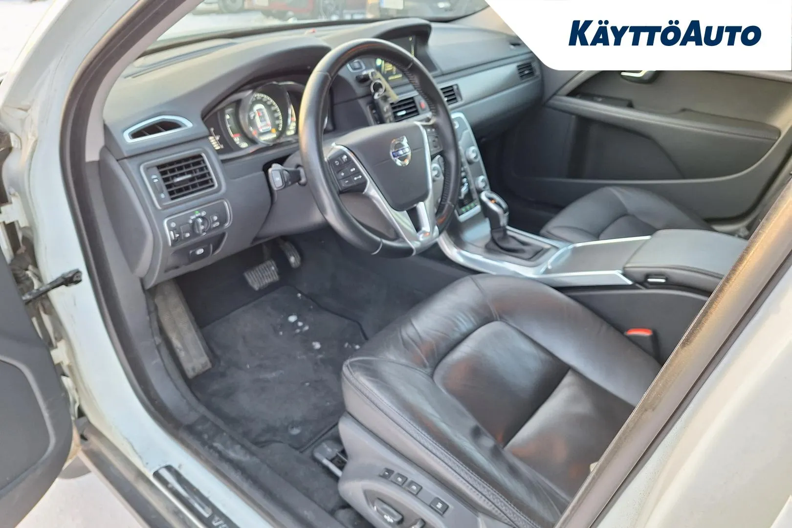 VOLVO XC70 ENS-888 carousel image