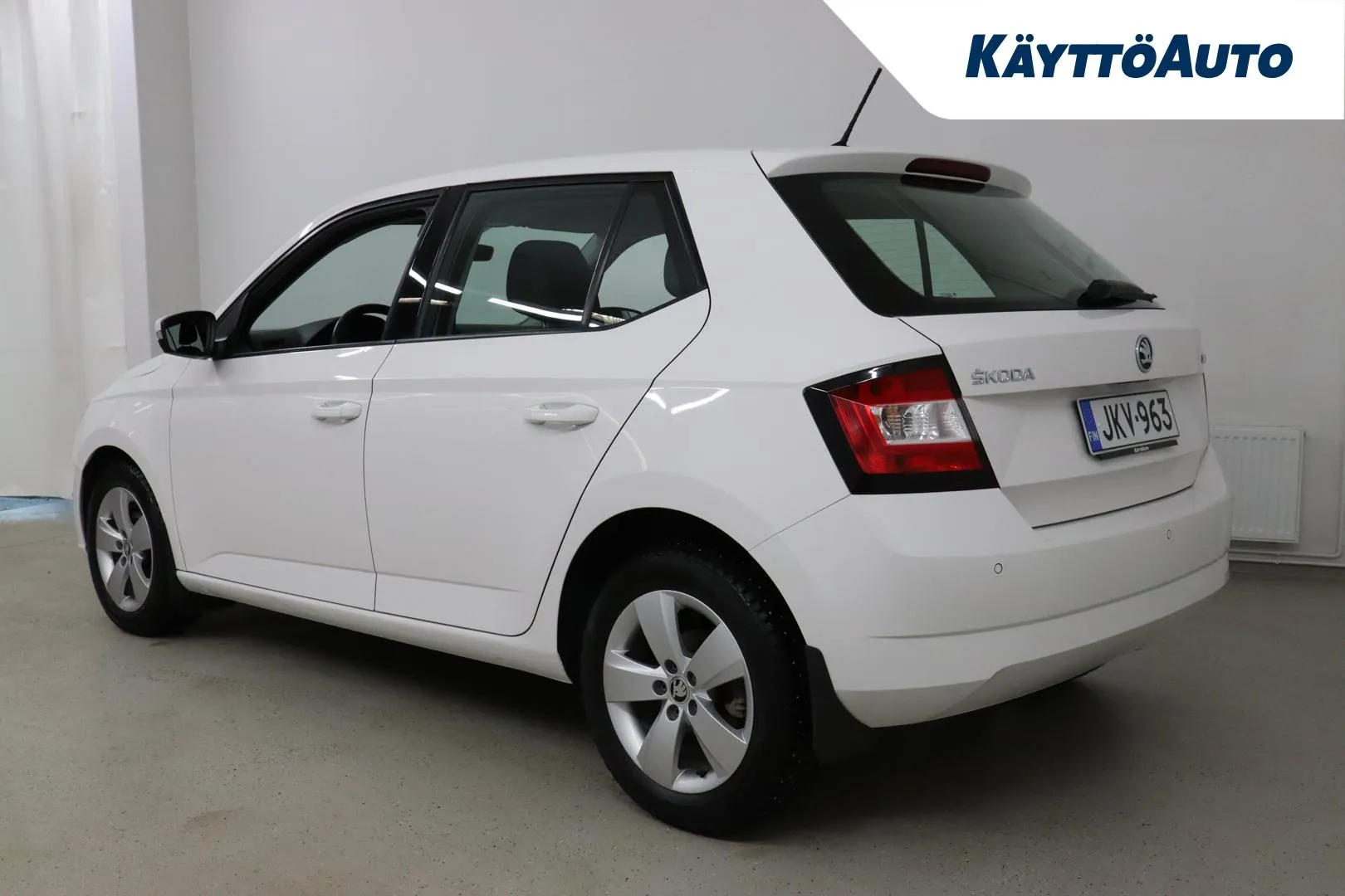 Skoda Fabia JKV-963 carousel image
