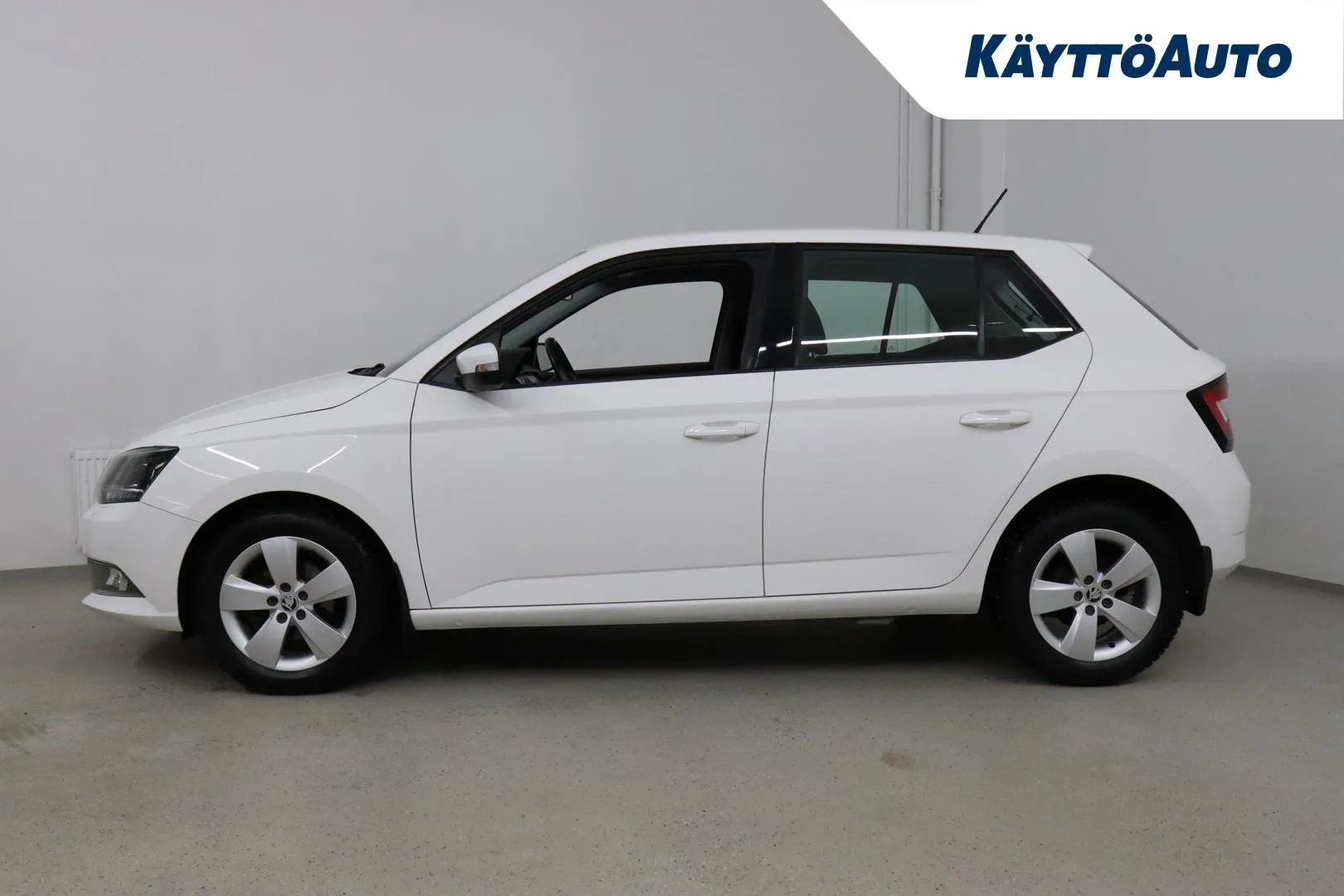 Skoda Fabia JKV-963 carousel image