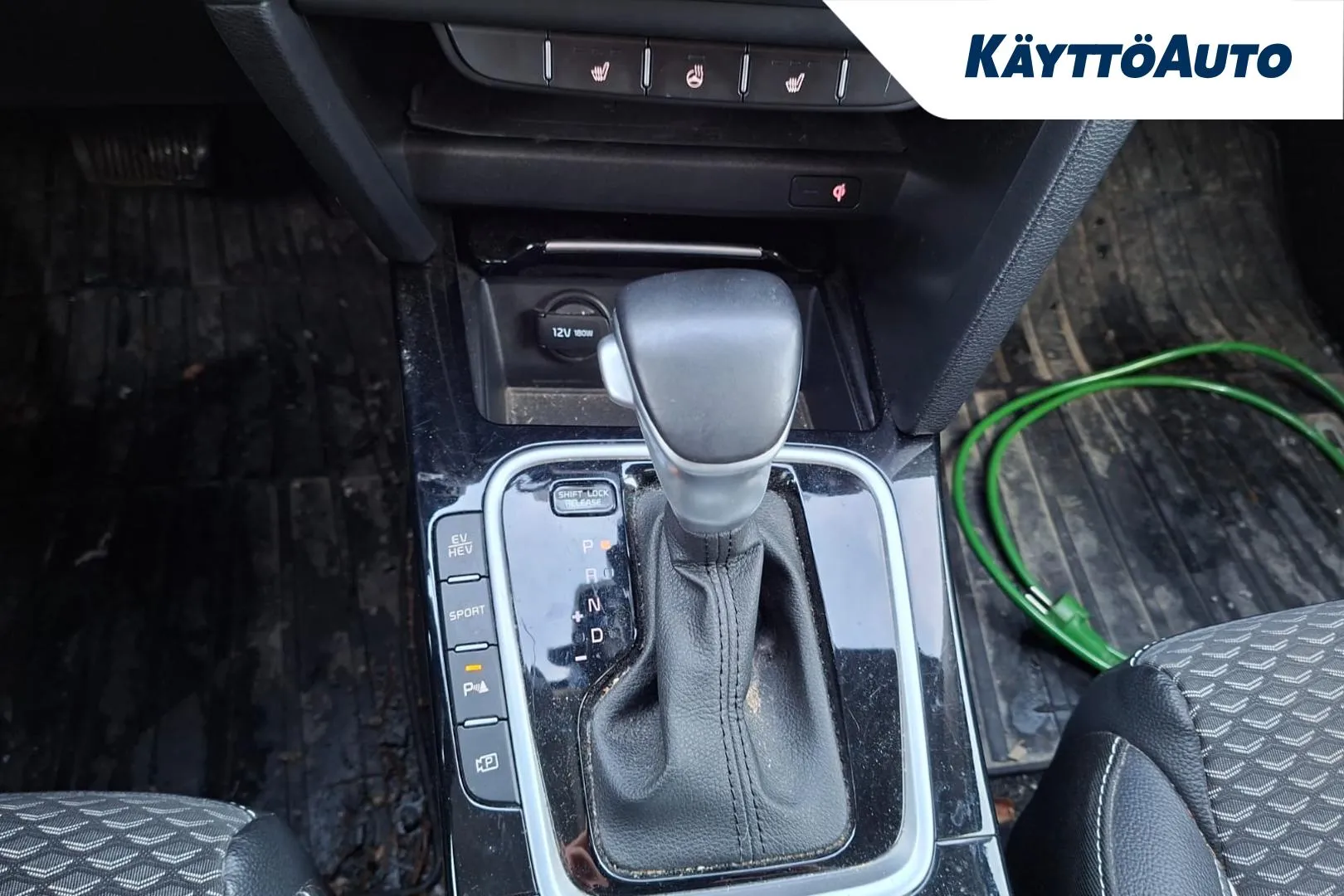 KIA Ceed OZE-414 carousel image